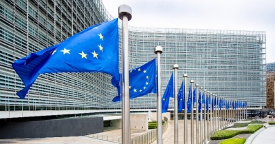 यूरोपीय संघ के देशों ने नए कोविड वेरिएंट की चिंताओं पर यात्रा नियमों को किया सख्त