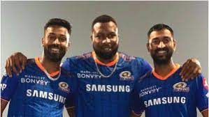 भारत के 8 खिलाड़ी, जो वर्ल्ड कप खेले, पर IPL टीमों ने रिटेन करने से किया मना