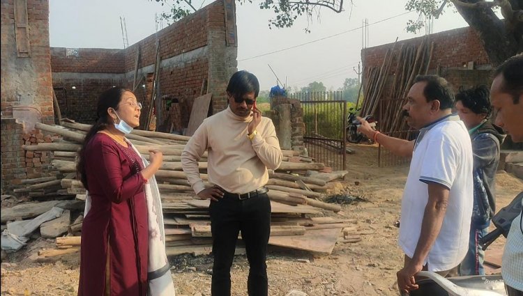 भाजपा नेता ने गोचर भूमि पर बिल्डिंग तानी, दस्तावेज मांगने पर सीएमओ को धमकाया