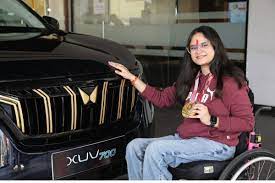 Mahindra ने पैरालिंपिक गोल्ड मेडलिस्ट अवनी लेखरा को गिफ्ट की ये शानदार कार, एथलीट के लिए किए खास बदलाव