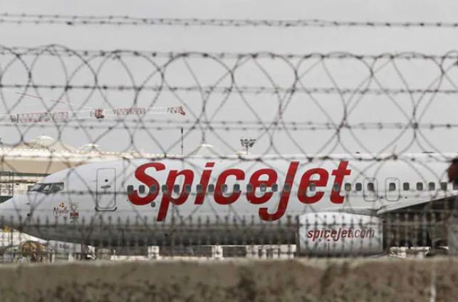 'जल्दी सुनवाई करें वर्ना बंद हो जाएगी एयरलाइंस'- SpiceJet पेंमेंट मुद्दे को लेकर पहुंचा सुप्रीम कोर्ट