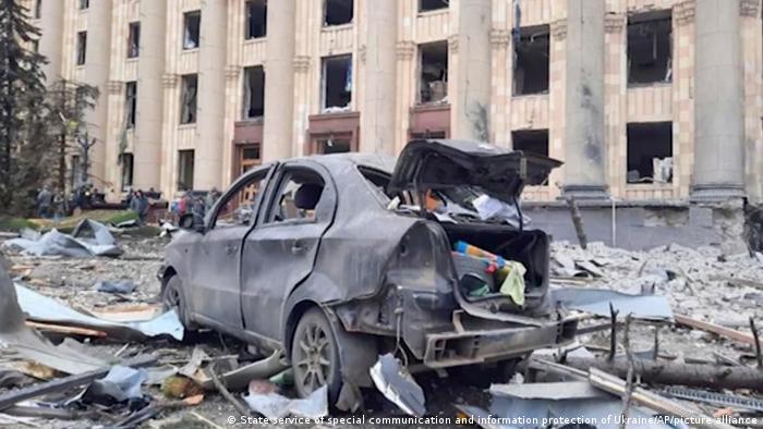 रूसी हमले का निशाना बने यूक्रेन की आबादी वाले इलाके