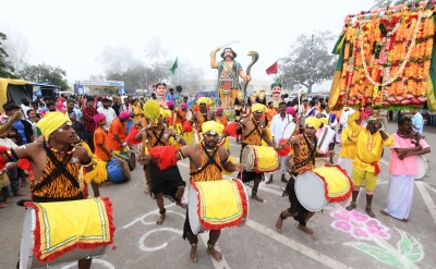 कर्नाटक : जुलूस मार्ग को लेकर दो समूहों में हुई झड़प, 20 मामले दर्ज