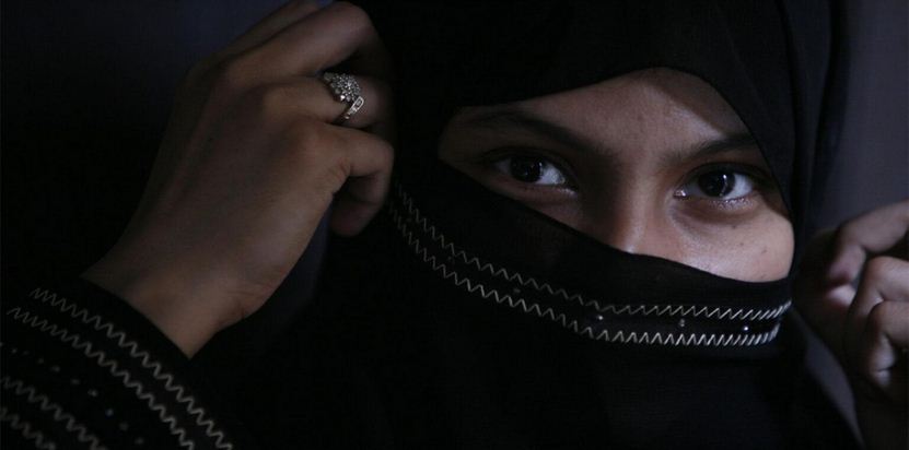 ईरान में हिजाब पर जन-आक्रोश