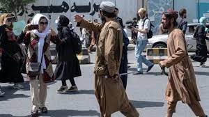 अफगानिस्तान : तालिबान ने दो लोगों को सार्वजनिक रूप से मौत की सजा दी