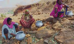 महाराष्ट्र : पानी की किल्लत से जूझ रहा जालना गांव, महिलाएं और बच्चे पानी की तलाश में भटकने को मजबूर