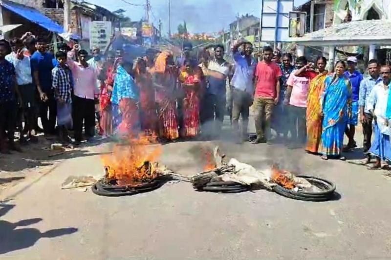 बंगालः भाजपा महिला कार्यकर्ता की हत्या, पार्टी ने नंदीग्राम में किया प्रदर्शन