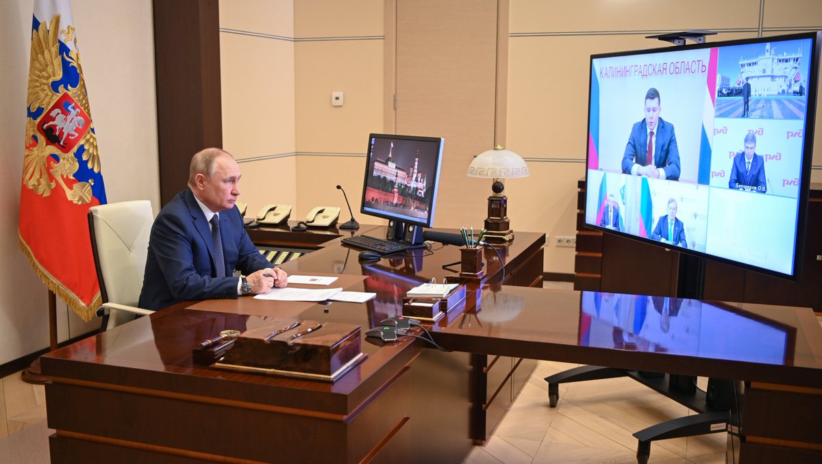 रूस-यूक्रेन युद्ध ख़त्म करने के लिए राष्ट्रपति पुतिन ने सामने रखी शर्तें