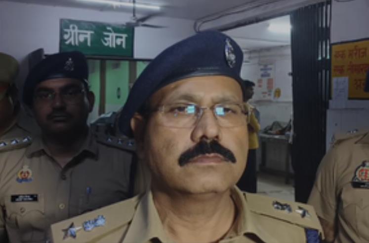 हरदोई में गोकशों और पुलिस के बीच मुठभेड़, अवैध हथियार बरामद 