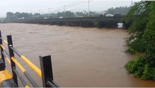 महाराष्ट्र: पुणे में भारी बारिश के कारण हुए हादसों में चार लोगों की मौत