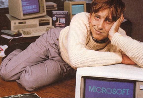 आज ही दिन 1983 में लॉन्च हुआ था Windows 1.0, देखिए खूबसूरत सफर की एक झलक