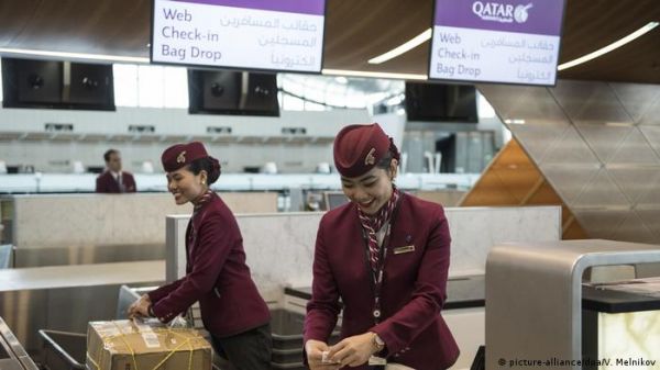 एयरपोर्ट पर कपड़े उतरवाने के लिए कतर पर ऑस्ट्रेलिया में मुकदमा