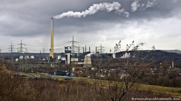 यूरोप में वायु प्रदूषण अभी भी सालाना तीन लाख लोगों की जान ले रहा है: रिपोर्ट