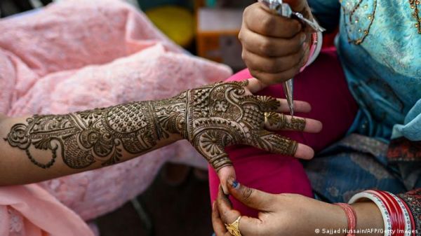 क्या कानून में संशोधन से रुकेंगे बाल विवाह