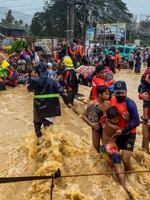 फिलीपींस में आए शक्तिशाली तूफान से 5 की मौत