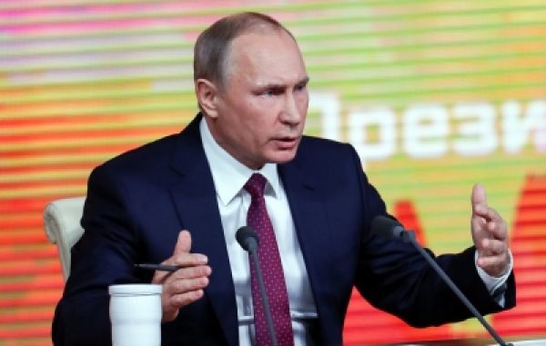 पुतिन ने पश्चिमी सहयोगियों की 'आक्रामक' नीति पर जवाबी कार्रवाई की दी चेतावनी