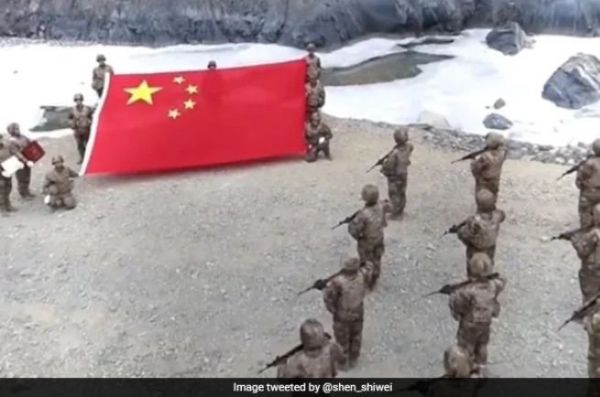 गलवान घाटी में फहराया गया चीन का राष्ट्रीय झंडा झड़प वाले स्थान के पास नहीं