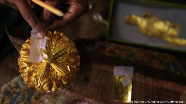 1050 टन सोना खरीदकर 2021 में भारत ने तोड़े सोने के आयात के रिकॉर्डः रिपोर्ट