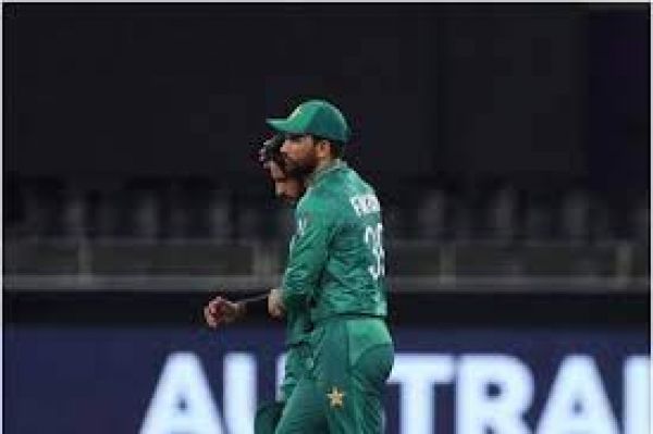 पाकिस्‍तान ने ऑस्‍ट्रेलिया से अपने खिलाड़ियों को तुरंत घर लौटने का जारी किया फरमान, जानें पूरा मामला