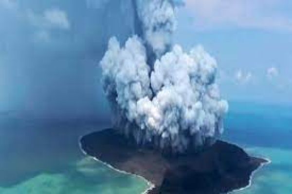 प्रशांत महासागर के एचटी-एचएच द्वीप में हुए भयानक विस्फोट का रहस्य क्या था? अब तक कहां उलझे हैं वैज्ञानिक?