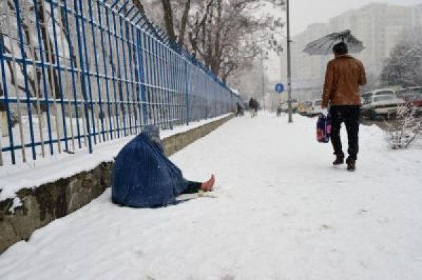 अफगानिस्तान में भारी बर्फबारी से 42 लोगों की मौत