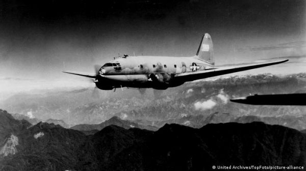 हिमालय में मिला द्वितीय विश्वयुद्ध में क्रैश हुए विमान का मलबा