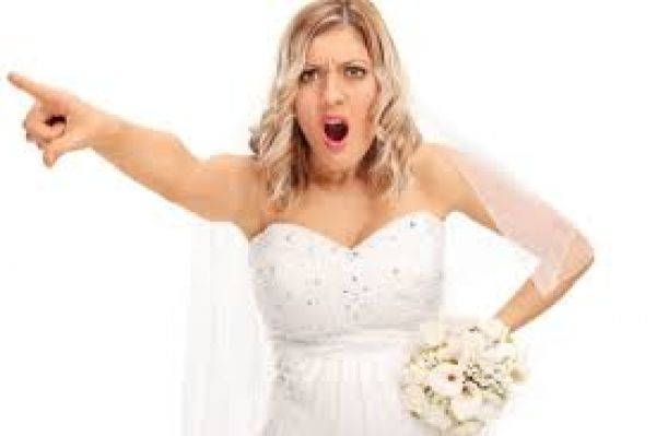 बेस्ट फ्रेंड की प्रेग्नेंसी से नाराज़ हो गई दुल्हन, किया शादी की लिस्ट से आउट !