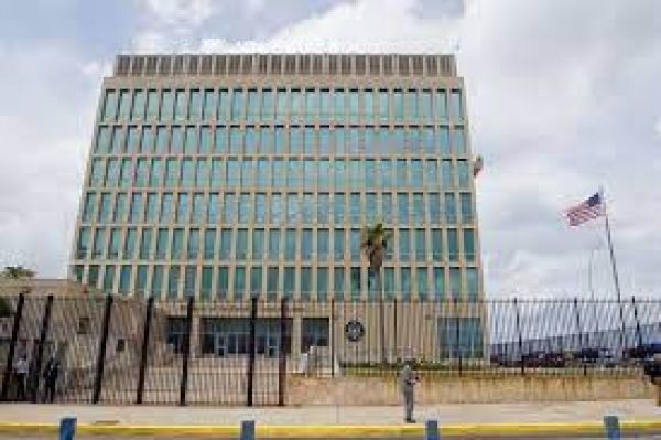 अमेरिका ने मेक्सिको में अपने दूतावास से कर्मचारियों, परिवारों को जाने की अनुमति दी