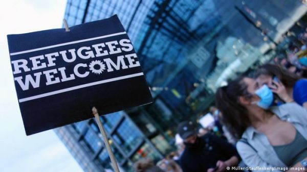 यूरोप में शरण मांगने वालों की संख्या 28 फीसदी बढ़ी