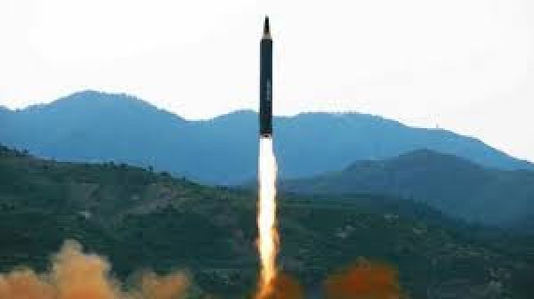 उत्तर कोरिया ने सबसे बड़ी अंतर-महाद्वीपीय बैलिस्टिक मिसाइल के परीक्षण की पुष्टि की