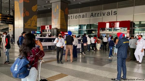 देश छोड़कर विदेशों की नागरिकता चाहने वालों में सबसे ज्यादा भारतीयः रिपोर्ट