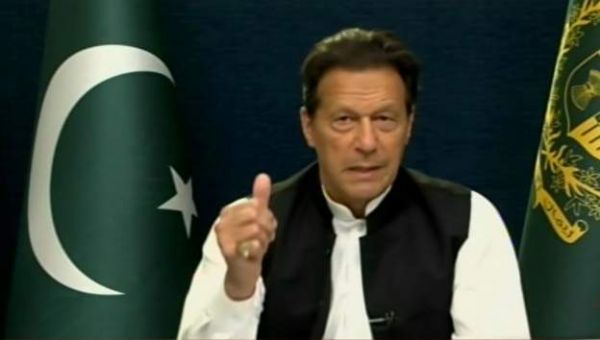 पाकिस्तान की संसद इमरान खान के खिलाफ अविश्वास प्रस्ताव पर मतदान के लिए तैयार
