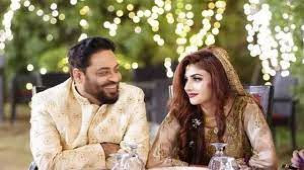 पाकिस्तानी सांसद आमिर लियाक़त पर 31 साल छोटी उनकी पत्नी ने लगाए गंभीर आरोप