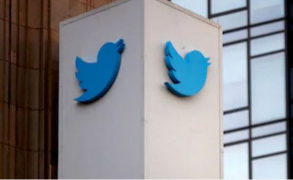 ट्विटर सीईओ पराग अग्रवाल ने 2 टॉप अफसरों को हटाया, कंपनी में नियुक्तियों पर भी रोक