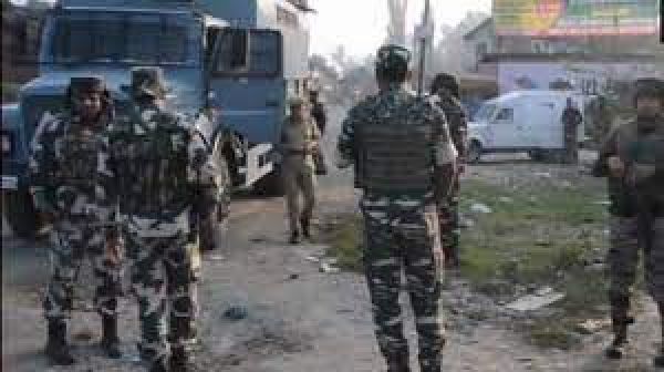 जम्मू कश्मीर के अनंतनाग में मुठभेड़ में हिज्बुल कमांडर मारा गया