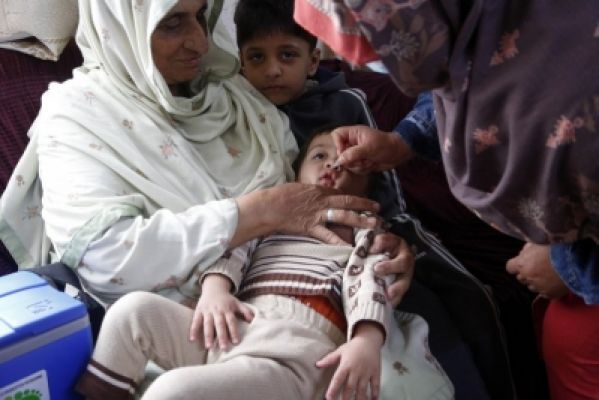 पाकिस्तान में बढ़ा पोलियो का प्रकोप