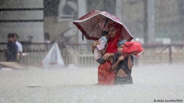 बांग्लादेश में आई तबाही के पीछे मौसम का बदलता रूप है