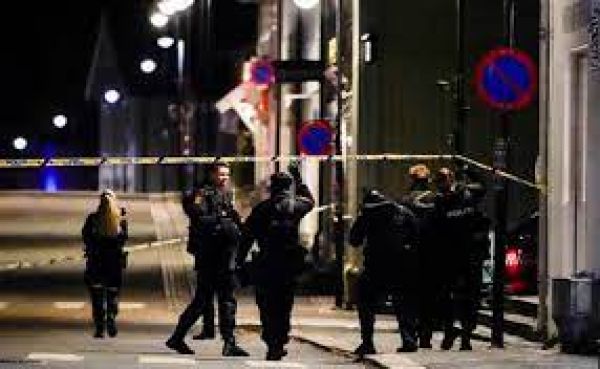 नॉर्वे में गोलीबारी में दो लोगों की मौत, 10 घायल : आतंकवादी हमले की आशंका