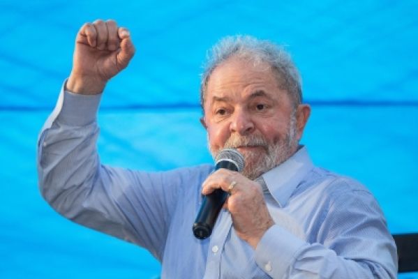 ब्राजील राष्ट्रपति चुनाव : वर्कर्स पार्टी ने पूर्व राष्ट्रपति लूला को बनाया उम्मीदवार