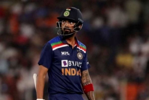 कोरोना के कारण वेस्टइंडीज के खिलाफ टी20 सीरीज से बाहर हो सकते हैं केएल राहुल : रिपोर्ट