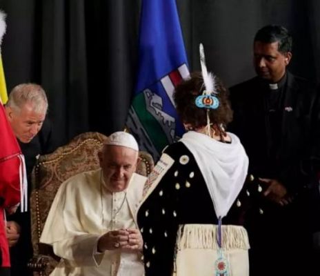 ‘छत्तीसगढ़’ का संपादकीय :  कनाडा जाकर पोप ने मांगी आदिवासियों से माफी, और जाहिर की ऐतिहासिक शर्म