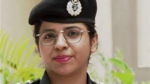पाकिस्तान की पहली हिंदू महिला डीएसपी मनीषा रूपेता का लक्ष्य 'महिला रक्षक' बनना है