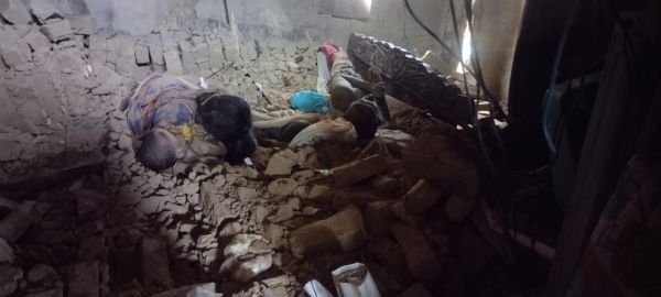 इरपनार में दीवार गिरने से पांच की मौत 