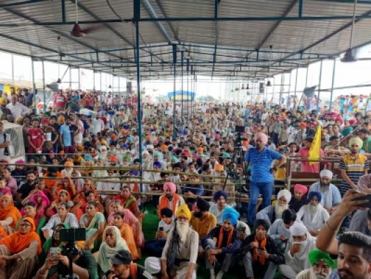 उप्र : लखीमपुर खीरी में किसानों का 75 घंटे का धरना शुरू