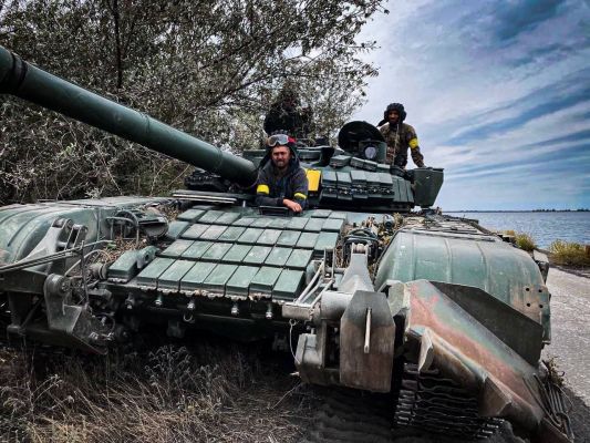 रूस की सेना को ख़ारकीएव में लगातार पीछे धकेल रहा है यूक्रेन