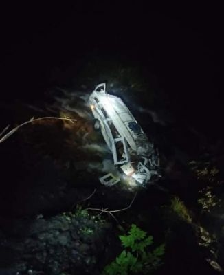 हिमाचल के कुल्लू में वाहन खाई में गिरा, सात की मौत, कई घायल