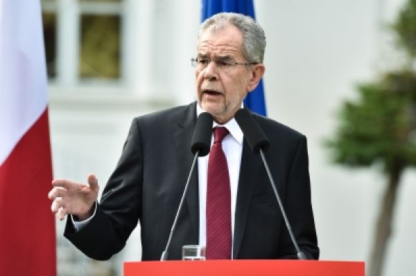 ऑस्ट्रियाई राष्ट्रपति वान डेर बेलेन के दूसरा कार्यकाल जीतने की पूरी संभावना