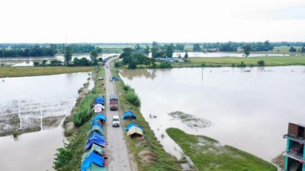 नेपाल में बाढ़ और भूस्खलन में 33 लोगों की मौत