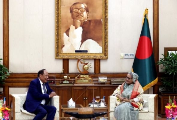 बांग्लादेश पीएम ने 2023 तक भारत से तेल आयात करने की जतायी उम्मीद