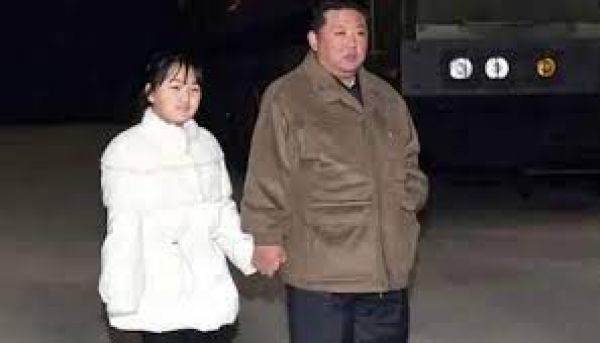 दुनिया के सामने बेटी को पेश कर क्या संकेत दे रहे हैं उत्तर कोरियाई नेता किम जोंग उन?